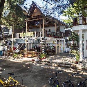 Standard Triple Bungalow
